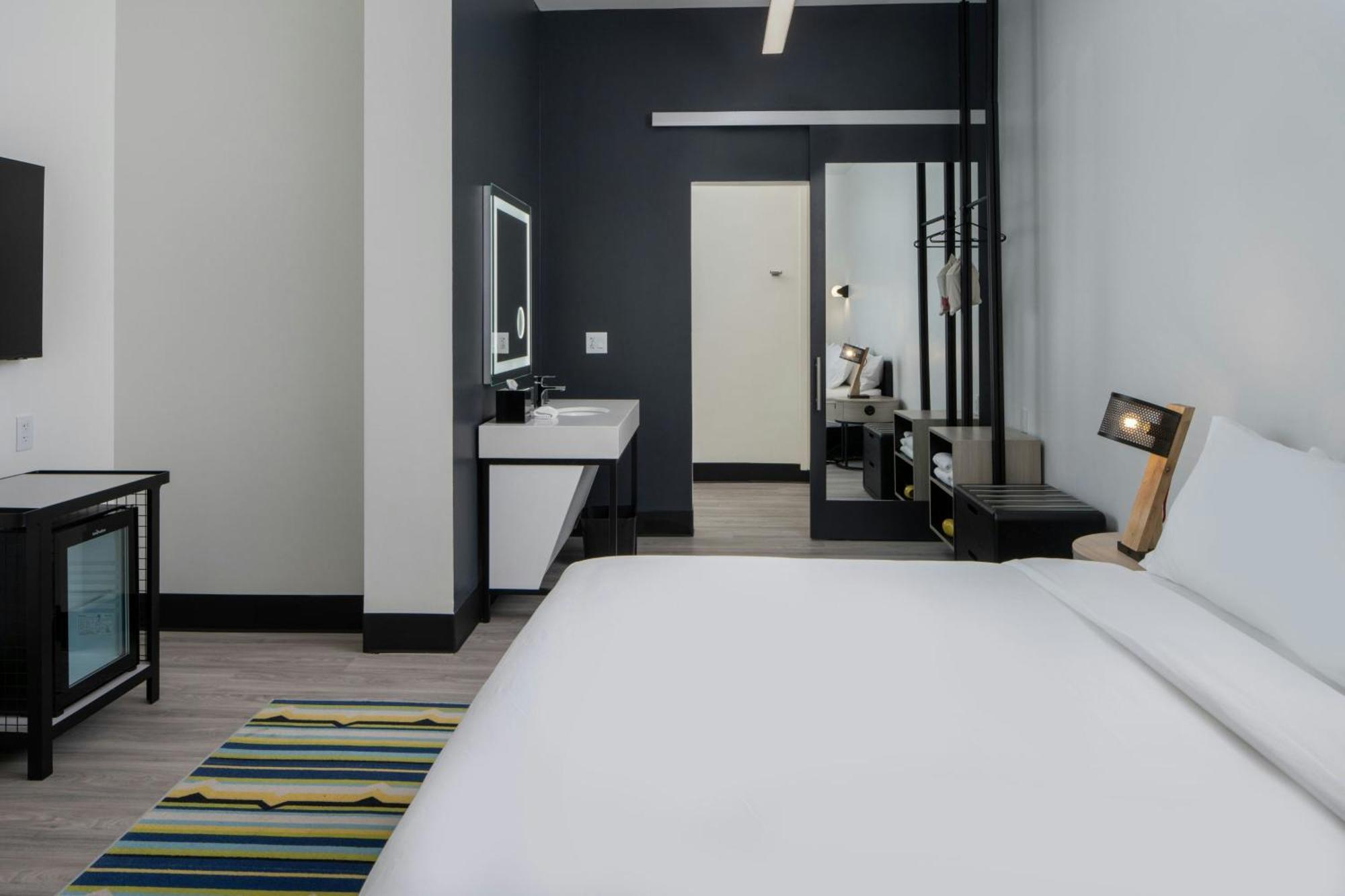 Aloft Memphis Downtown Hotel Exterior photo